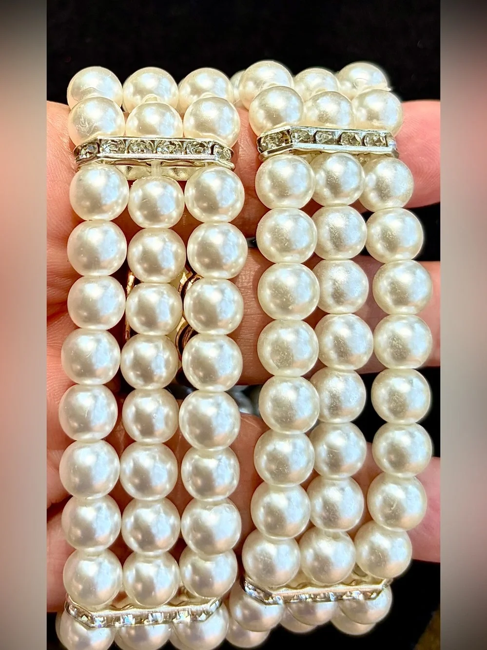 NIB Two Elegant White Pearl Stretch Bracelets wi/Crystal Accents In Three Areas
